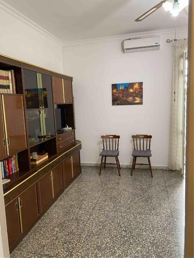 Apartment Maria Luisa House